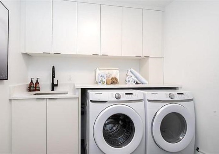 Photo 33 at 11 - 2425 Edgemont Boulevard, Mosquito Creek, North Vancouver