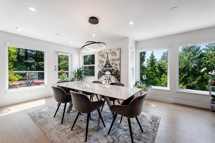 Photo 14 at 11 - 2425 Edgemont Boulevard, Mosquito Creek, North Vancouver