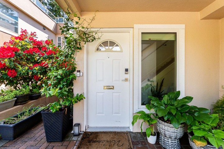 Photo 35 at 11 - 2425 Edgemont Boulevard, Mosquito Creek, North Vancouver