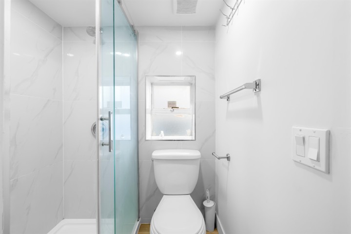 Photo 23 at 1722 E 41st Avenue, Killarney VE, Vancouver East