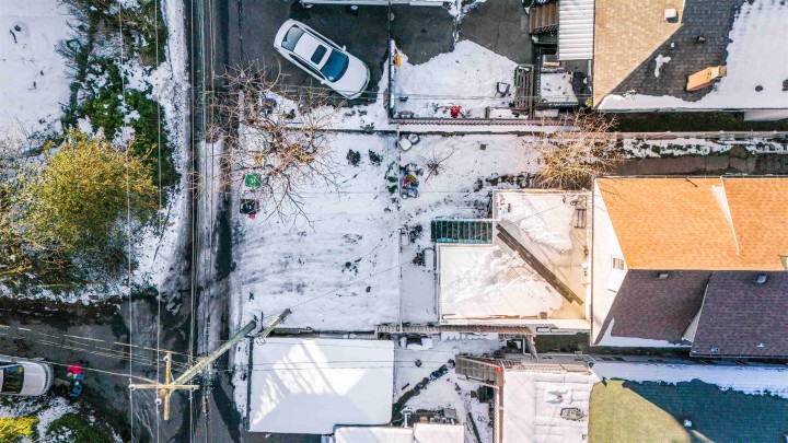 Photo 7 at 1722 E 41st Avenue, Killarney VE, Vancouver East