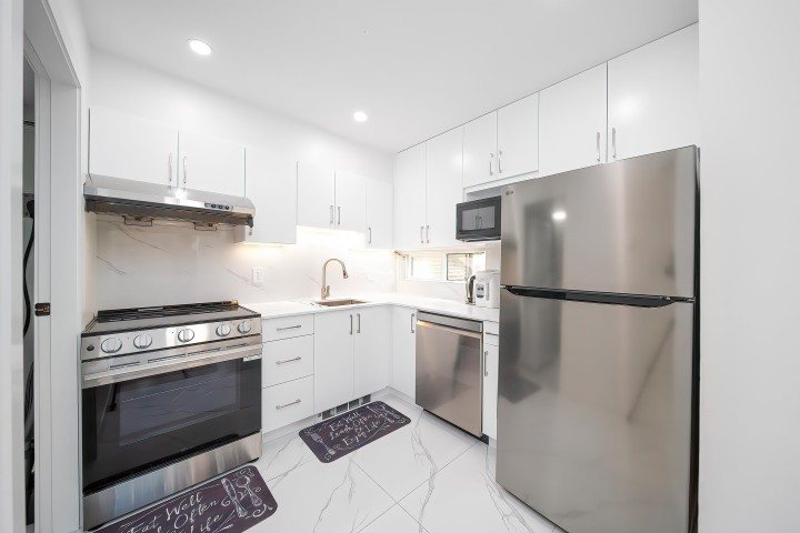 Photo 7 at 3 - 488 Jackson Avenue, Strathcona, Vancouver East