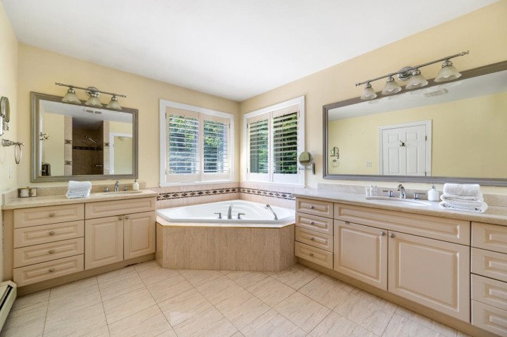 Photo 23 at 520 Hadden Drive, British Properties, West Vancouver