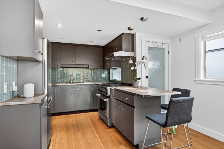 Photo 16 at 4427 W 7th Avenue, Point Grey, Vancouver West