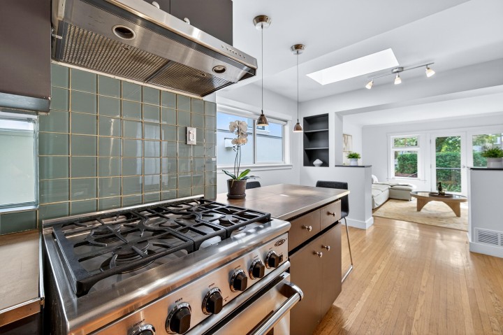 Photo 19 at 4427 W 7th Avenue, Point Grey, Vancouver West