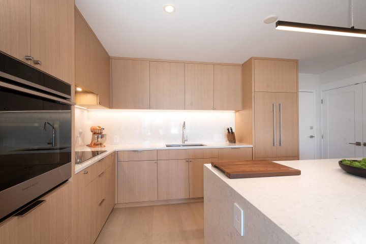 Photo 3 at 902 - 1860 Robson Street, West End VW, Vancouver West