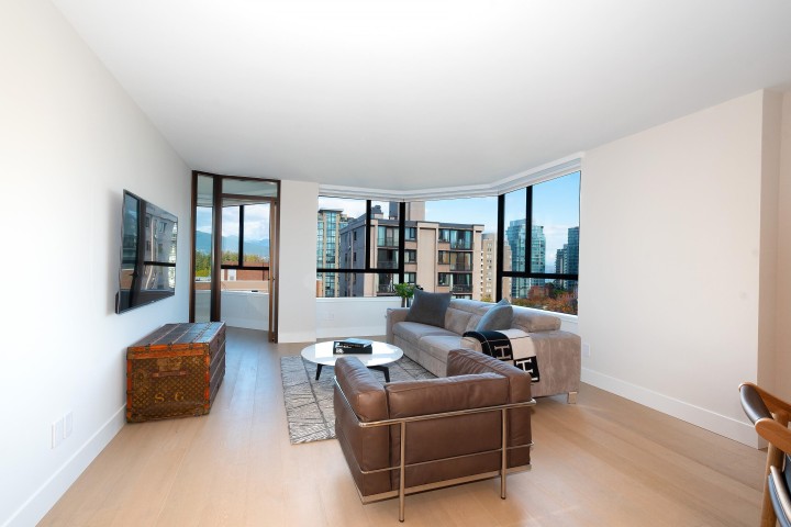 Photo 8 at 902 - 1860 Robson Street, West End VW, Vancouver West