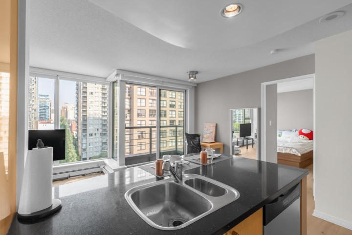 Photo 12 at 1203 - 1008 Cambie Street, Yaletown, Vancouver West