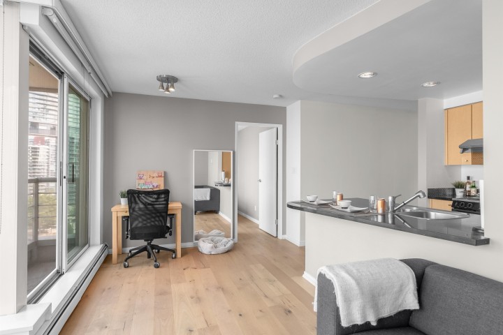 Photo 5 at 1203 - 1008 Cambie Street, Yaletown, Vancouver West