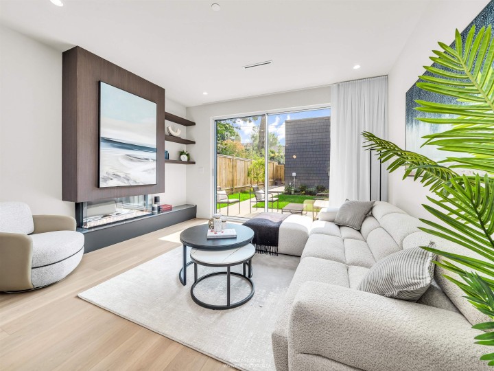 Photo 12 at 1 - 1120 E 23rd Avenue, Knight, Vancouver East