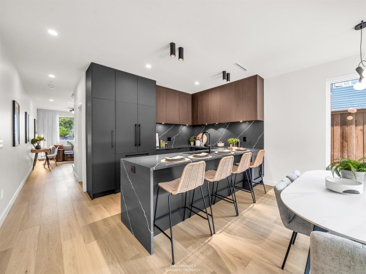 Photo 7 at 1 - 1120 E 23rd Avenue, Knight, Vancouver East