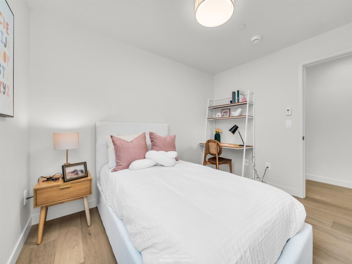 Photo 25 at 1 - 1120 E 23rd Avenue, Knight, Vancouver East