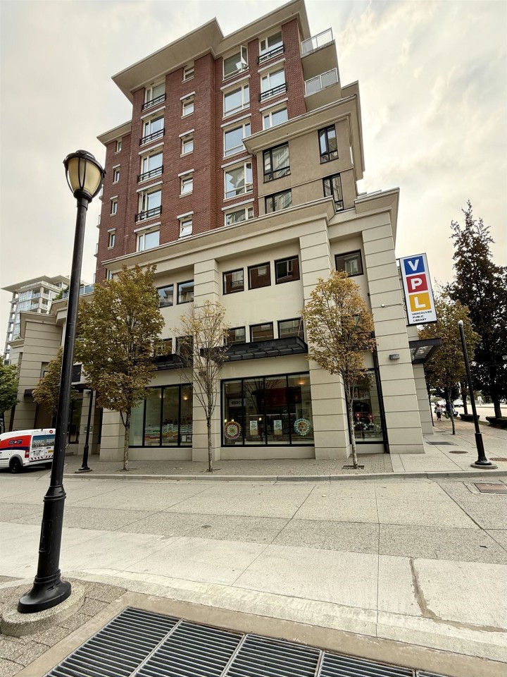 Photo 22 at 302 - 4028 Knight Street, Knight, Vancouver East