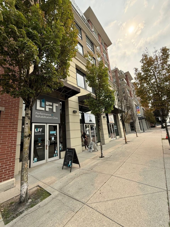 Photo 20 at 302 - 4028 Knight Street, Knight, Vancouver East