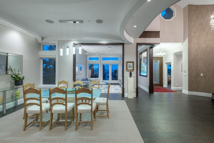 Photo 13 at 2567 Lawson Avenue, Dundarave, West Vancouver