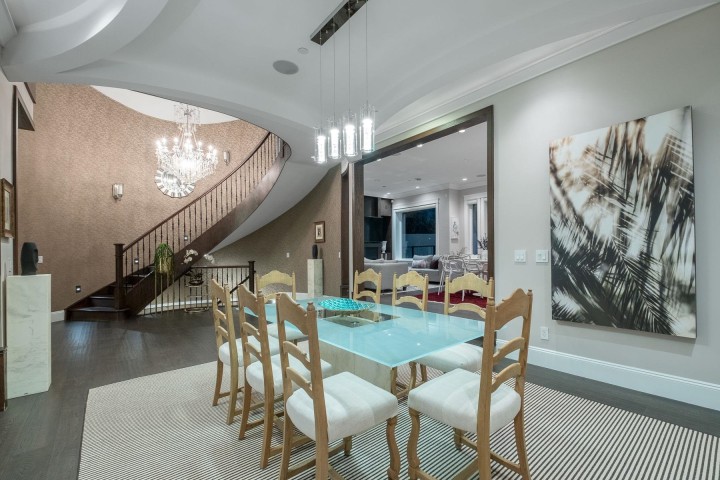 Photo 5 at 2567 Lawson Avenue, Dundarave, West Vancouver