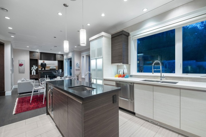 Photo 20 at 2567 Lawson Avenue, Dundarave, West Vancouver