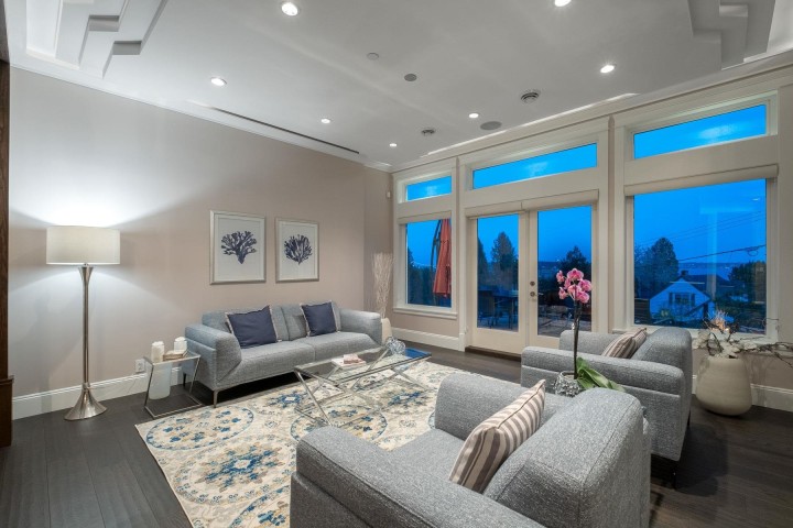 Photo 10 at 2567 Lawson Avenue, Dundarave, West Vancouver