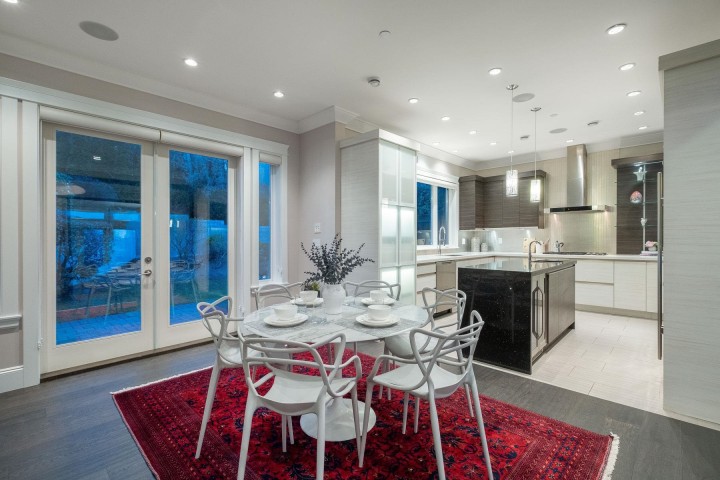Photo 18 at 2567 Lawson Avenue, Dundarave, West Vancouver