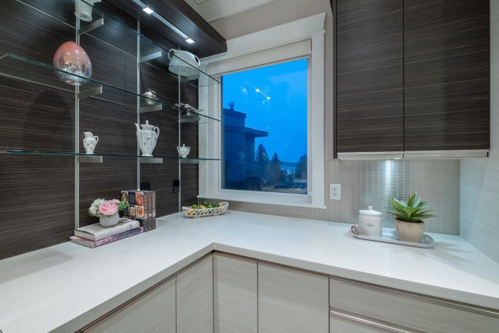 Photo 11 at 2567 Lawson Avenue, Dundarave, West Vancouver