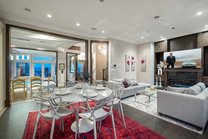 Photo 8 at 2567 Lawson Avenue, Dundarave, West Vancouver