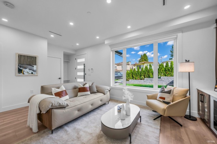 Photo 8 at 2 - 3344 Adanac Street, Renfrew VE, Vancouver East