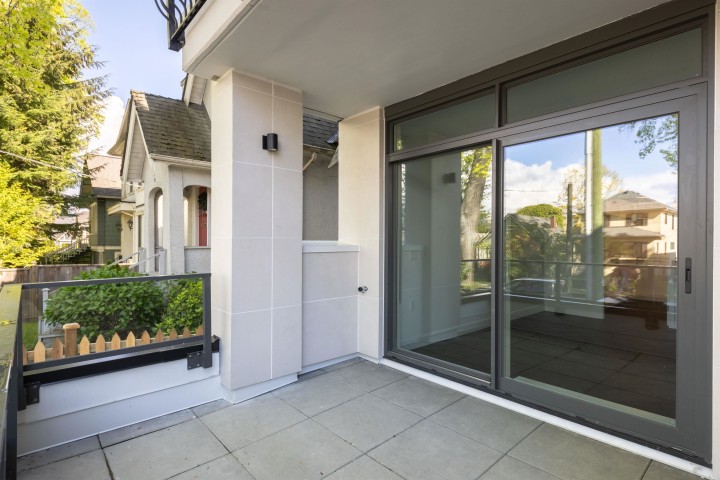 Photo 22 at 101 - 3668 W 10th Avenue, Kitsilano, Vancouver West