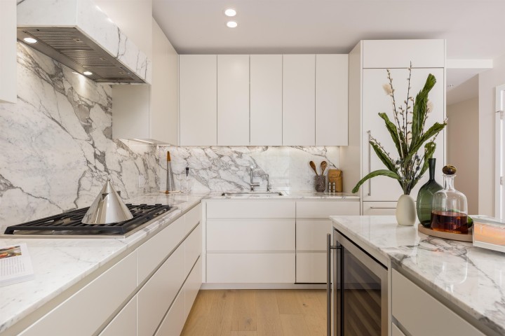 Photo 5 at 309 - 3668 W 10th Avenue, Kitsilano, Vancouver West