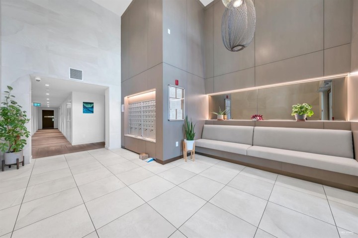 Photo 5 at 303 - 5289 Cambie Street, Cambie, Vancouver West