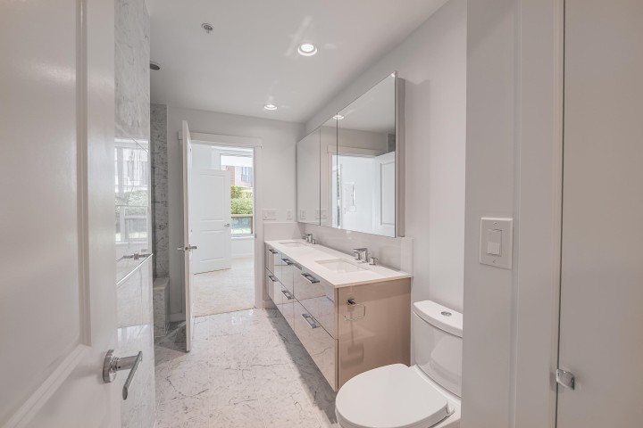 Photo 5 at 201 - 3533 Ross Drive, University VW, Vancouver West