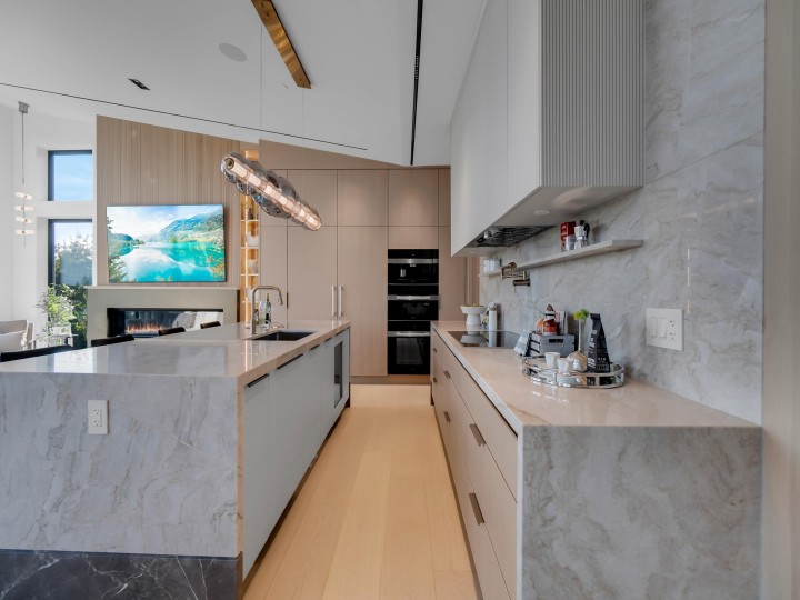 Photo 14 at 2423 Mathers Avenue, Dundarave, West Vancouver