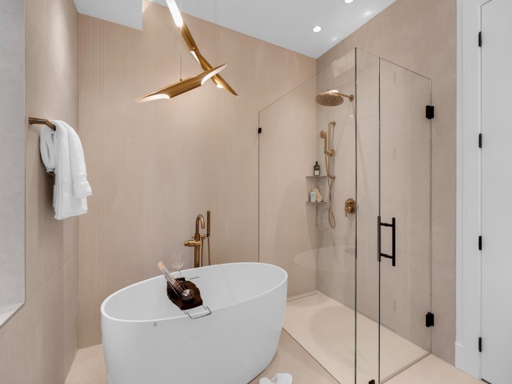 Photo 21 at 2423 Mathers Avenue, Dundarave, West Vancouver