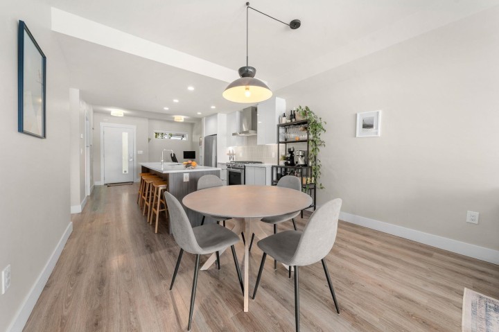 Photo 1 at 302 - 1496 Charlotte Road, Lynnmour, North Vancouver