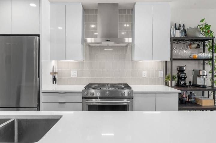 Photo 14 at 302 - 1496 Charlotte Road, Lynnmour, North Vancouver