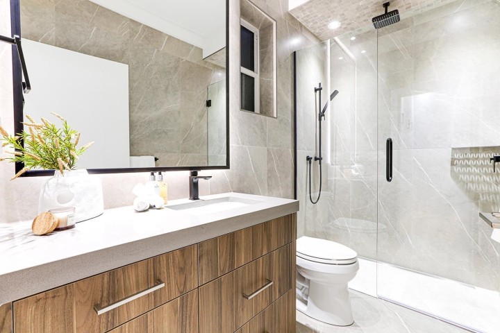 Photo 11 at 1 - 944 E 13 Avenue, Mount Pleasant VE, Vancouver East