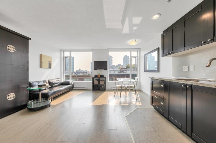 Photo 2 at 516 - 1133 Homer Street, Yaletown, Vancouver West
