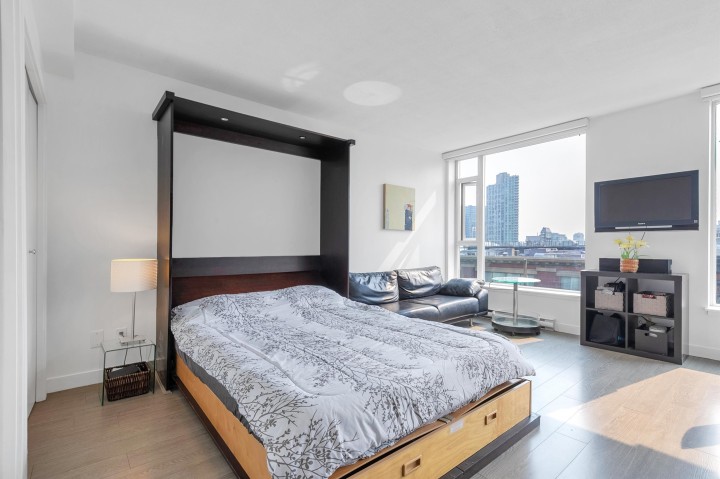 Photo 13 at 516 - 1133 Homer Street, Yaletown, Vancouver West