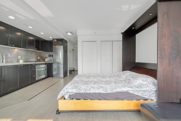 Photo 12 at 516 - 1133 Homer Street, Yaletown, Vancouver West