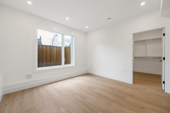 Photo 12 at 2 - 3096 Vanness Avenue, Collingwood VE, Vancouver East