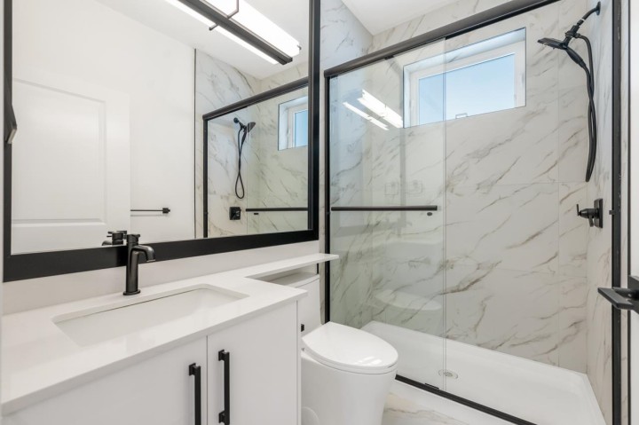 Photo 14 at 4705 Killarney Street, Collingwood VE, Vancouver East