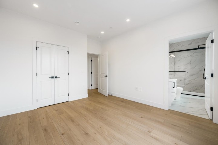 Photo 8 at 4705 Killarney Street, Collingwood VE, Vancouver East