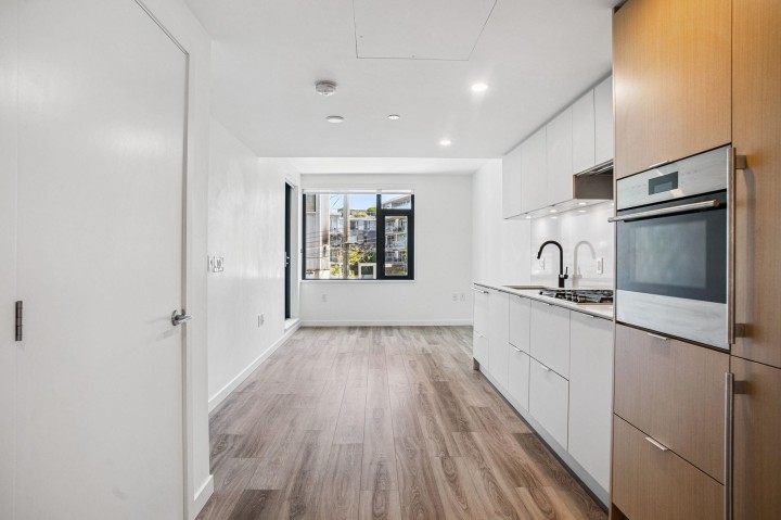 Photo 6 at 401 - 210 E 5th Avenue, Mount Pleasant VE, Vancouver East