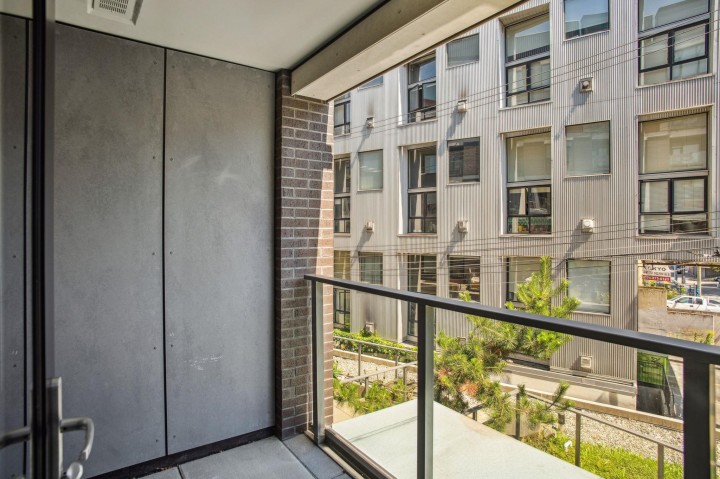 Photo 12 at 401 - 210 E 5th Avenue, Mount Pleasant VE, Vancouver East