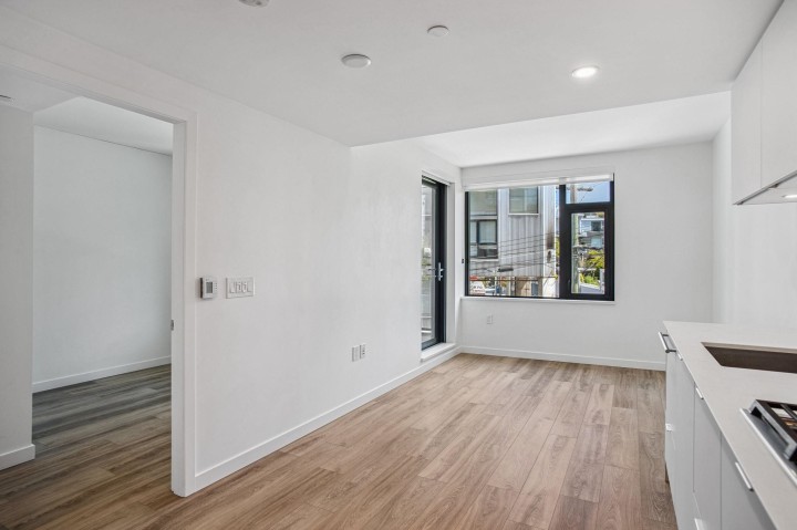 Photo 8 at 401 - 210 E 5th Avenue, Mount Pleasant VE, Vancouver East