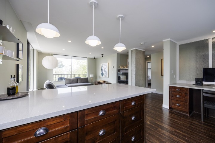 Photo 13 at 302 - 540 Lonsdale Avenue, Lower Lonsdale, North Vancouver