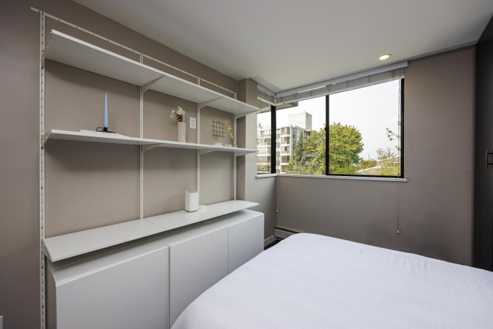 Photo 22 at 302 - 540 Lonsdale Avenue, Lower Lonsdale, North Vancouver