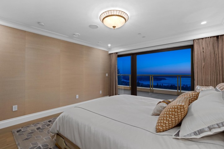 Photo 23 at 1337 Camridge Road, Chartwell, West Vancouver