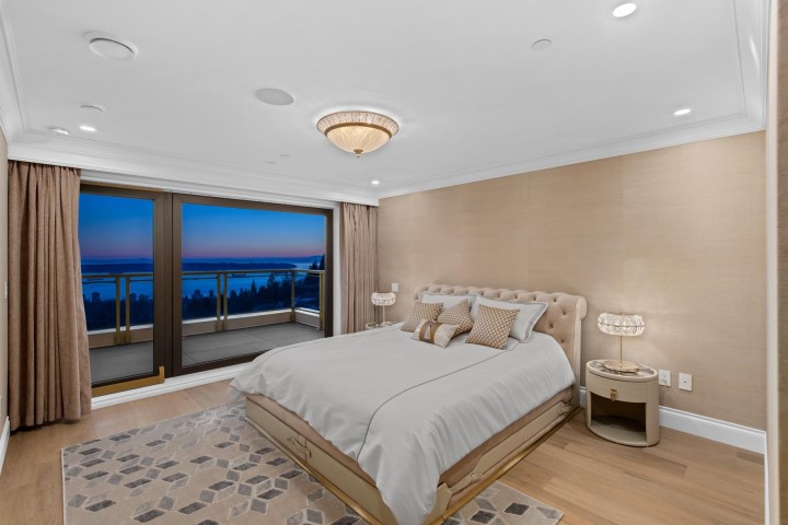 Photo 22 at 1337 Camridge Road, Chartwell, West Vancouver