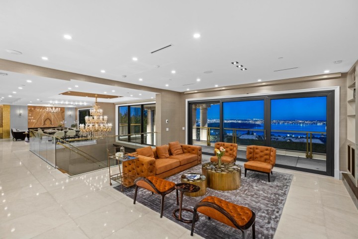 Photo 7 at 1337 Camridge Road, Chartwell, West Vancouver