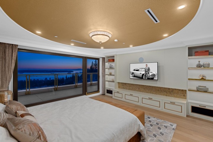 Photo 18 at 1337 Camridge Road, Chartwell, West Vancouver